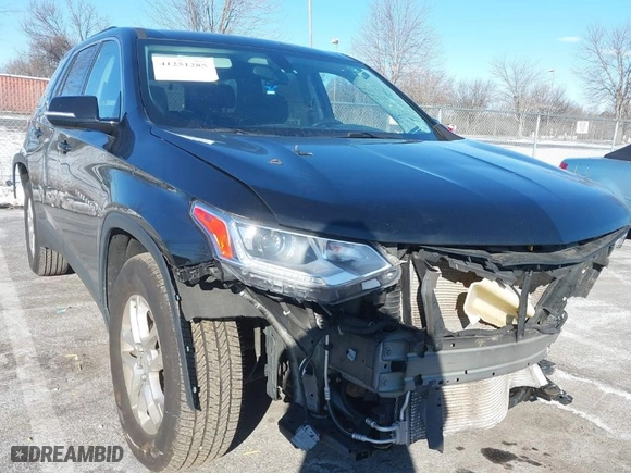 2020 Chevrolet Traverse LT Cloth with VIN 1GNEVGKWXLJ242835, listed as a IAAI auction lot 41251285 with 55,639 mi miles. Bid and sale history available at carsss.com. Image 1.
