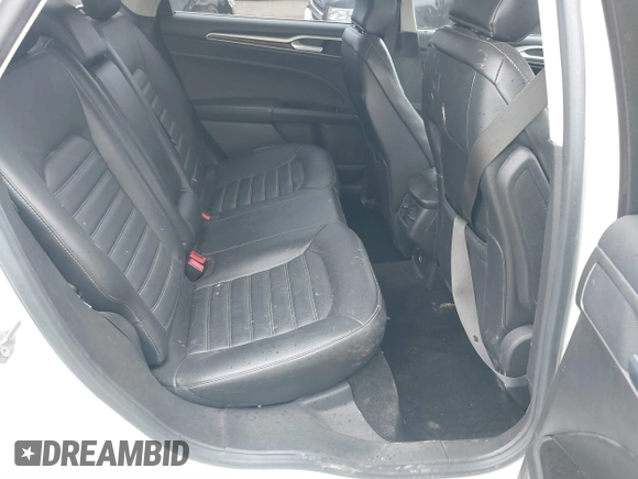 2016 Ford Fusion SE with VIN 3FA6P0HD4GR292670, listed as a IAAI auction lot 40439401 with 149,524 mi miles. Bid and sale history available at carsss.com. Image 8.