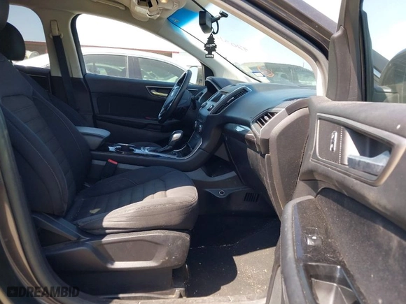 2015 Ford Edge SEL with VIN 2FMTK4J89FBB34897, listed as a IAAI auction lot 42031651 with 139,125 mi miles. Bid and sale history available at carsss.com. Image 5.