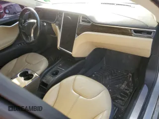 2015 Tesla Model S 85D with VIN 5YJSA1H2XFFP73196, listed as a Copart auction lot 75903524 with Not Provided miles and Salvage Title. Bid and sale history available at carsss.com. Image 8.