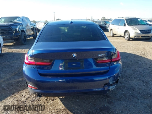 2020 BMW 3 Series 330i with VIN 3MW5R1J02L8B36329, listed as a IAAI auction lot 41796964 with 43,718 mi miles. Bid and sale history available at carsss.com. Image 16.