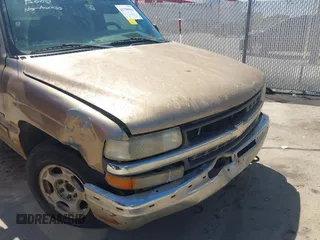 2000 Chevrolet Silverado 1500 LS with VIN 2GCEC19T5Y1361501, listed as a IAAI auction lot 41799553 with 432,231 mi miles and . Bid and sale history available at DreamBid. Image 12.