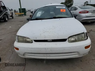 1996 Geo Prizm z VIN 1Y1SK5265TZ035968, wystawiony jako Copart lot #71472584 z przebiegiem 224 021 mil mil oraz Tytuł czysty. Historia ofert i sprzedaży dostępna na DreamBid. Obrazek 5.