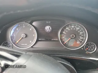 2012 Volkswagen Touareg Sport with VIN WVGEK9BP7CD006059, listed as a Copart auction lot 49411245 with 202,323 mi miles and Clean Title. Bid and sale history available at DreamBid. Image 9.