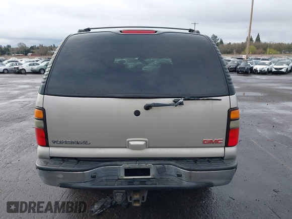 2004 GMC Yukon XL SLE with VIN 3GKEC16T94G299126, listed as a IAAI auction lot 41811382 with 254,907 mi miles. Bid and sale history available at carsss.com. Image 16.