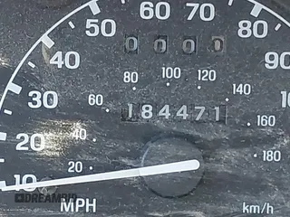 2000 Ford Explorer Eddie Bauer с VIN 1FMZU64E0YZB37690, выставлен на аукционе IAAI как лот 41588446 с пробегом 184 471 миль миль и . История ставок и продаж доступна на DreamBid. Изображение 15.