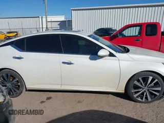 2019 Nissan Altima 2.5 Platinum with VIN 1N4BL4FV3KC114351, listed as a IAAI auction lot 41414004 with 93,291 mi miles. Bid and sale history available at carsss.com. Image 14.