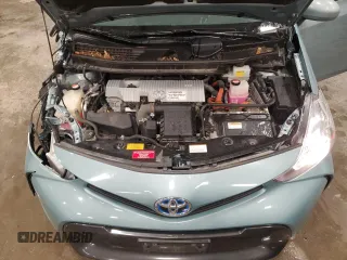 2015 Toyota Prius Two with VIN JTDZN3EU0FJ026767, listed as a Copart auction lot 54426645 with 184,771 mi miles and Clean Title. Bid and sale history available at DreamBid. Image 11.