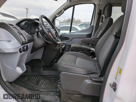 2017 Ford Transit XL z VIN 1FBZX2YM7HKA68631, wystawiony jako Copart lot #43348695 z przebiegiem 113 088 mil mil oraz Szkoda całkowita • Salvage title. Historia ofert i sprzedaży dostępna na DreamBid. Obrazek 7.