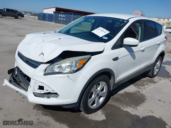2015 Ford Escape SE with VIN 1FMCU0G71FUB79182, listed as a IAAI auction lot 41781076 with 132,167 mi miles. Bid and sale history available at carsss.com. Image 2.
