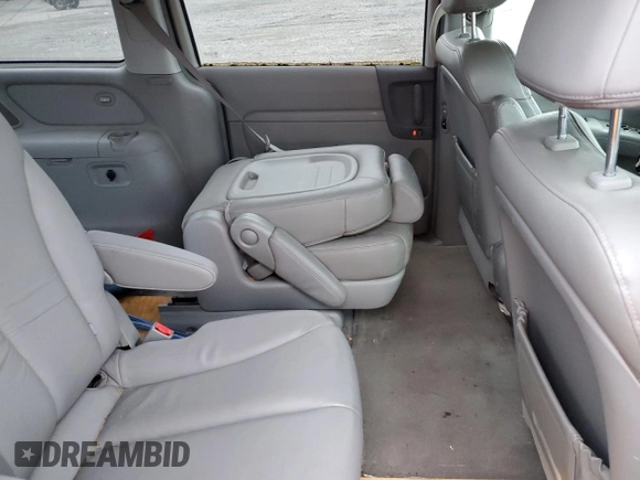 2006 Kia Sedona LX with VIN KNDMB233566097439, listed as a Copart auction lot 77644254 with 124,158 mi miles and Clean Title. Bid and sale history available at carsss.com. Image 11.