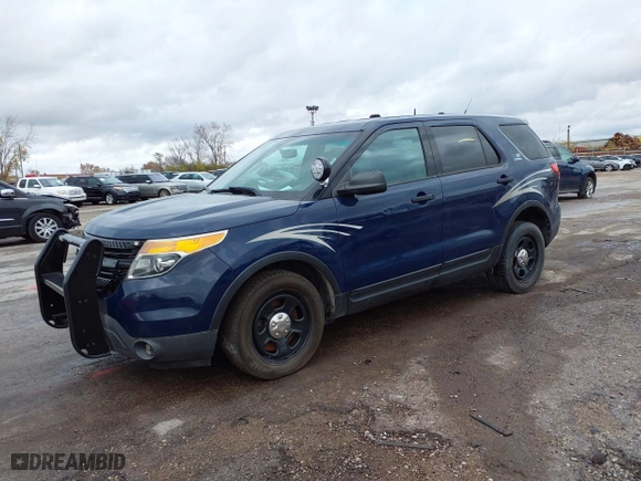 2014 Ford Utility Police Interceptor with VIN 1FM5K8AR8EGC37843, listed as a IAAI auction lot 40737167 with NaN miles. Bid and sale history available at carsss.com. Image 18.