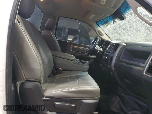 2015 Ram 2500 Tradesman z VIN 3C7WR4AT4FG568713, wystawiony jako Copart lot #54139165 z przebiegiem 174 210 mil mil oraz Czysty tytuł • Clean title. Historia ofert i sprzedaży dostępna na DreamBid. Obrazek 10.