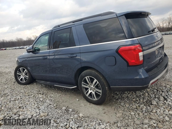 2022 Ford Expedition XLT with VIN 1FMJU1JT2NEA53876, listed as a Copart auction lot 44009255 with 34,632 mi miles and Salvage Title. Bid and sale history available at carsss.com. Image 2.