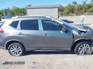 2017 Nissan Rogue SV with VIN KNMAT2MT7HP559334, listed as a IAAI auction lot 41913965 with 92,543 mi miles. Bid and sale history available at carsss.com. Image 13.