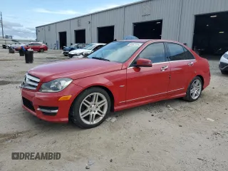 2012 Mercedes-Benz C 250 Sport z VIN WDDGF4HB8CA634168, wystawiony jako Copart lot #60887975 z przebiegiem 71 254 mil mil oraz Czysty tytuł • Clean title. Historia ofert i sprzedaży dostępna na DreamBid. Obrazek 1.