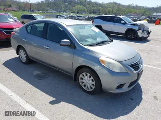 2012 Nissan Versa SL with VIN 3N1CN7AP8CL896108, listed as a IAAI auction lot 41984717 with 180,992 mi miles. Bid and sale history available at carsss.com. Image 1.