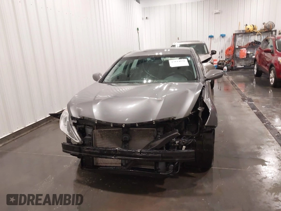 2011 Hyundai Sonata GLS with VIN 5NPEB4AC9BH028272, listed as a IAAI auction lot 42044836 with 132,696 mi miles. Bid and sale history available at carsss.com. Image 13.