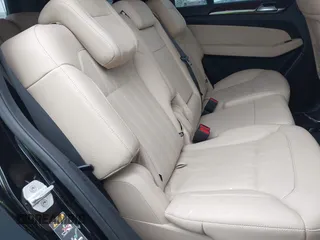 2017 Mercedes-Benz GLS 450 with VIN 4JGDF6EE8HA972826, listed as a IAAI auction lot 42302141 with 112,535 mi miles and . Bid and sale history available at DreamBid. Image 8.