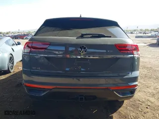 2020 Volkswagen Atlas Cross Sport 3.6L V6 SE w/Technology with VIN 1V2YE2CA5LC213838, listed as a IAAI auction lot 41294557 with 60,844 mi miles. Bid and sale history available at carsss.com. Image 16.
