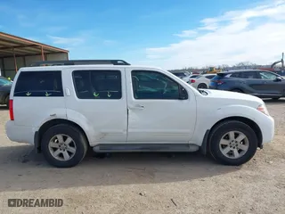 2012 Nissan Pathfinder SV with VIN 5N1AR1NN1CC620908, listed as a IAAI auction lot 41270832 with 223,148 mi miles. Bid and sale history available at carsss.com. Image 13.