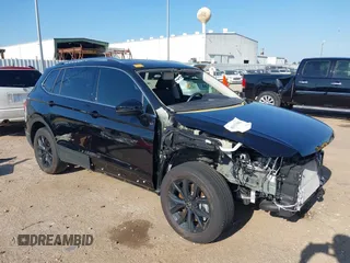 2024 Volkswagen Tiguan SE z VIN 3VV3B7AX4RM184821, wystawiony jako IAAI lot #41961936 z przebiegiem Nie podano mil oraz . Historia ofert i sprzedaży dostępna na DreamBid. Obrazek 1.