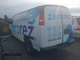 2018 Chevrolet Express Cargo z VIN 1GCZGHFG3J1343855, wystawiony jako IAAI lot #39483464 z przebiegiem 102 343 mil mil oraz . Historia ofert i sprzedaży dostępna na DreamBid. Obrazek 14.