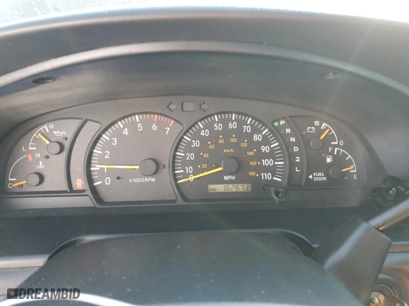 2004 Toyota Tundra SR5 with VIN 5TBDT44184S443012, listed as a Copart auction lot 46493445 with 162,673 mi miles and Salvage Title. Bid and sale history available at carsss.com. Image 9.