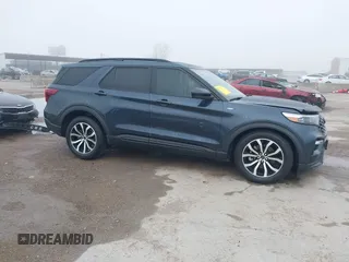 2022 Ford Explorer ST-Line with VIN 1FMSK7KH3NGA86476, listed as a IAAI auction lot 41645760 with 59,909 mi miles. Bid and sale history available at carsss.com. Image 13.