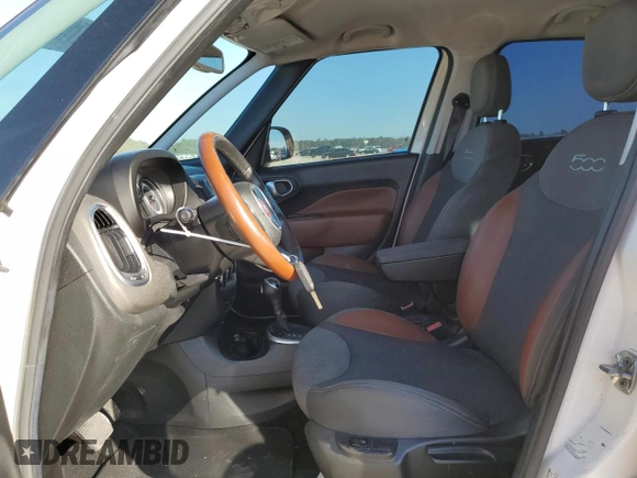 2014 FIAT 500L Trekking with VIN ZFBCFADH9EZ018472, listed as a Copart auction lot 77189464 with 155,396 mi miles and Clean Title. Bid and sale history available at carsss.com. Image 7.
