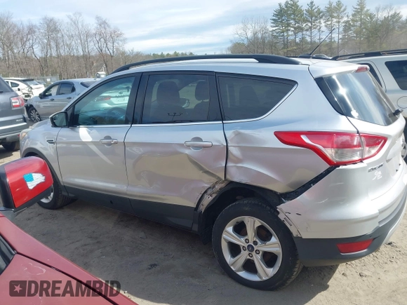 2016 Ford Escape SE with VIN 1FMCU9GXXGUB10447, listed as a IAAI auction lot 41879610 with 137,913 mi miles. Bid and sale history available at carsss.com. Image 14.