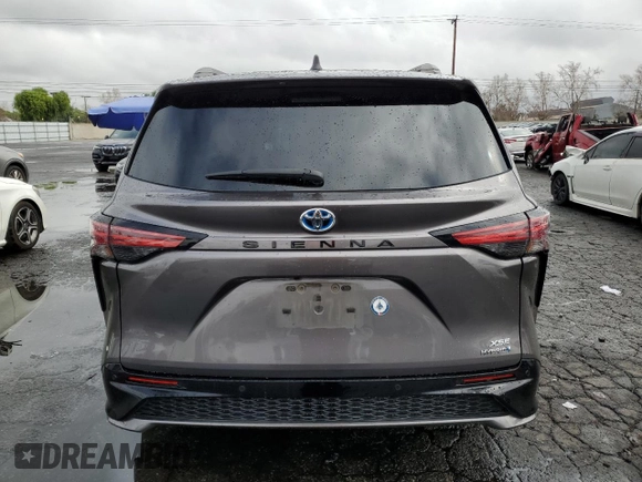 2021 Toyota Sienna XSE with VIN 5TDXRKEC6MS025572, listed as a Copart auction lot 44276735 with 87,398 mi miles and Salvage Title. Bid and sale history available at DreamBid. Image 6.
