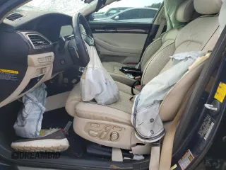 2019 Genesis G90 3.3T Premium with VIN KMTF34JA2KU056535, listed as a Copart auction lot 88347195 with 0 mi miles and Salvage Title. Bid and sale history available at carsss.com. Image 7.