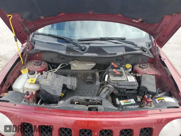 2014 Jeep Patriot Latitude with VIN 1C4NJRFB8ED845677, listed as a Copart auction lot 66019864 with 188,587 mi miles and Salvage Title. Bid and sale history available at carsss.com. Image 13.