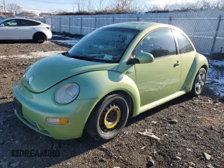 2003 Volkswagen New Beetle Coupe GLS with VIN 3VWCD21C53M402486, listed as a Copart auction lot 44488865 with 90,734 mi miles and Non Repairable. Bid and sale history available at carsss.com. Image 1.