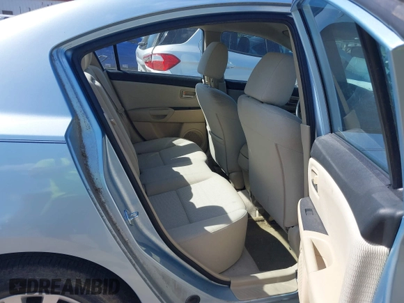 2007 Mazda Mazda3 i Sport with VIN JM1BK32F071654880, listed as a IAAI auction lot 41882347 with 144,841 mi miles. Bid and sale history available at carsss.com. Image 8.