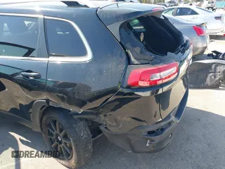 2017 Jeep Cherokee Latitude with VIN 1C4PJLCB9HW577970, listed as a IAAI auction lot 42746241 with 77,295 mi miles and . Bid and sale history available at DreamBid. Image 6.