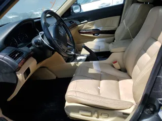 2010 Honda Accord Crosstour EX-L with VIN 5J6TF2H55AL001906, listed as a Copart auction lot 68728614 with 239,198 mi miles and Clean Title. Bid and sale history available at carsss.com. Image 7.