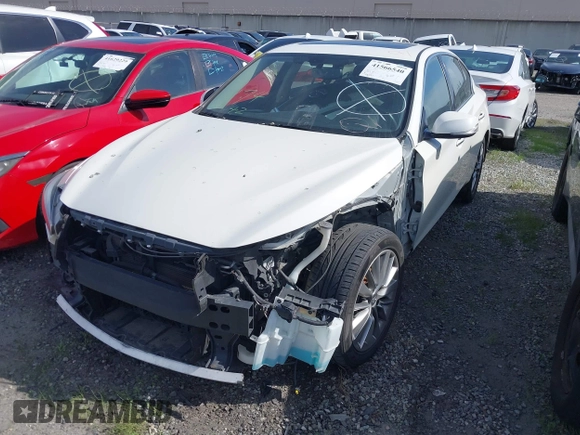 2018 Infiniti Q50 3.0t LUXE with VIN JN1EV7AP1JM366672, listed as a IAAI auction lot 41566540 with 86,390 mi miles. Bid and sale history available at carsss.com. Image 18.