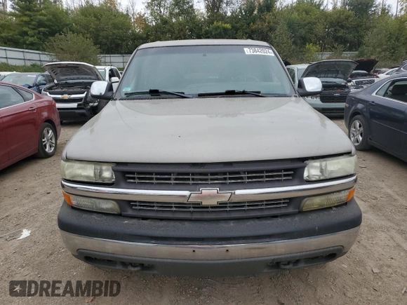 2002 Chevrolet Silverado 1500HD LT z VIN 1GCGK13U02F226620, wystawiony jako Copart lot #73842024 z przebiegiem Nie podano mil oraz Czysty tytuł • Clean title. Historia ofert i sprzedaży dostępna na DreamBid. Obrazek 5.