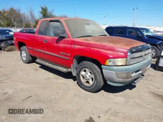 1999 Dodge 1500 with VIN 3B7HC13Y1XM517526, listed as a IAAI auction lot 41746242 with 116,048 mi miles and . Bid and sale history available at carsss.com. Image 1.