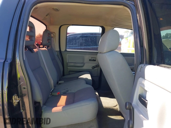 2005 Dodge Dakota ST with VIN 1D7HE28K45S157490, listed as a IAAI auction lot 41778765 with 187,575 mi miles and . Bid and sale history available at DreamBid. Image 8.