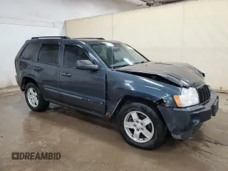2007 Jeep Grand Cherokee Laredo z VIN 1J8GR48K57C580977, wystawiony jako Copart lot #57400605 z przebiegiem 208 268 mil mil oraz Czysty tytuł • Clean title. Historia ofert i sprzedaży dostępna na DreamBid. Obrazek 4.