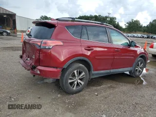 2018 Toyota RAV4 XLE with VIN 2T3WFREV7JW464160, listed as a Copart auction lot 63872925 with 70,826 mi miles and Salvage title. Bid and sale history available at DreamBid. Image 3.
