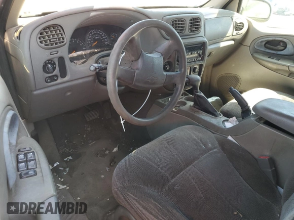 2004 Chevrolet TrailBlazer LS with VIN 1GNDT13S342444373, listed as a Copart auction lot 55796795 with 209,120 mi miles and Salvage Title. Bid and sale history available at DreamBid. Image 8.