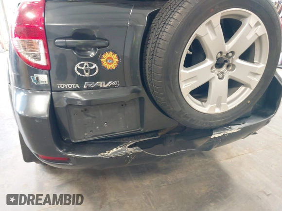 2006 Toyota RAV4 Sport with VIN JTMBK32V366005745, listed as a IAAI auction lot 41841697 with 104,675 mi miles. Bid and sale history available at carsss.com. Image 6.