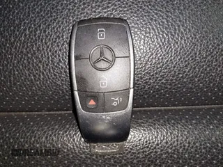 2020 Mercedes-Benz C 300 with VIN WDDWF8EB4LR549336, listed as a IAAI auction lot 41567409 with 19,642 mi miles and . Bid and sale history available at DreamBid. Image 11.