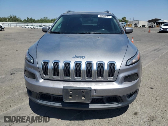 2016 Jeep Cherokee Altitude z VIN 1C4PJLCB1GW287222, wystawiony jako Copart lot #64301365 z przebiegiem 144 658 mil mil oraz Czysty tytuł • Clean title. Historia ofert i sprzedaży dostępna na DreamBid. Obrazek 5.