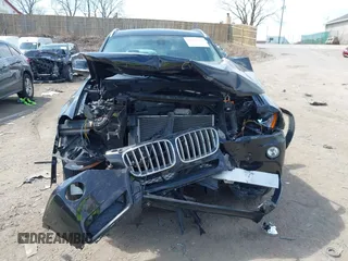 2014 BMW X3 xDrive28i z VIN 5UXWX9C52E0D38686, wystawiony jako IAAI lot #42112726 z przebiegiem 92 852 mil mil oraz . Historia ofert i sprzedaży dostępna na DreamBid. Obrazek 12.