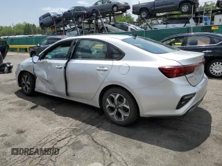 2021 Kia Forte LXS z VIN 3KPF24AD1ME334550, wystawiony jako Copart lot #58442565 z przebiegiem 63 556 mil mil oraz Szkoda całkowita • Salvage title. Historia ofert i sprzedaży dostępna na DreamBid. Obrazek 2.